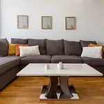 Jay's Penthouse 2-br W/ Terrace In * Larnaca