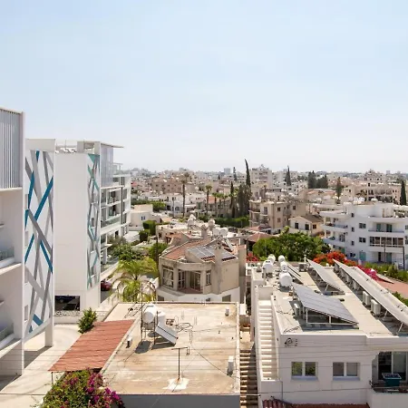 Jay'S Penthouse 2-Br Apt & Rooftop Terrace In Larnaca *