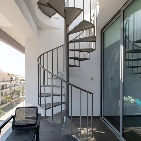 Jay's Penthouse 2-br & Rooftop Terrace In Apartamento *