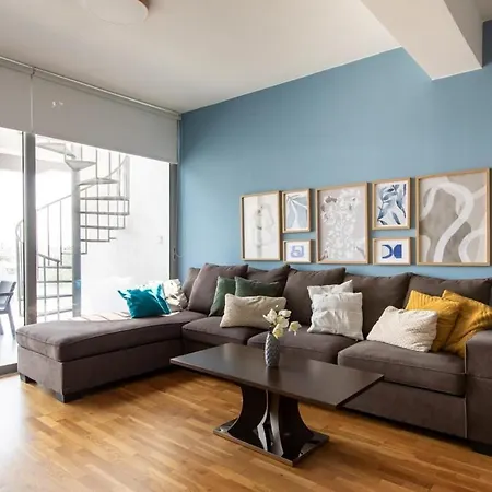Jay's Penthouse 2-br & Rooftop Terrace In Apartamento