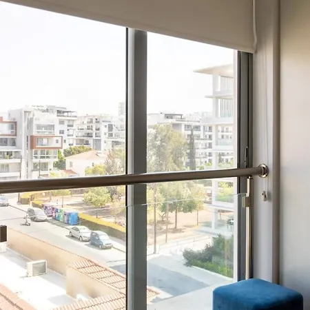 Jay'S Penthouse 2-Br Apt & Rooftop Terrace In Larnaca